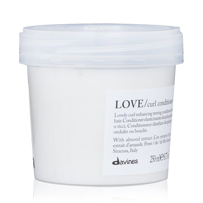 Davines Davines Love Curl Conditioner for wavy or curly hair 250ml/8.77oz