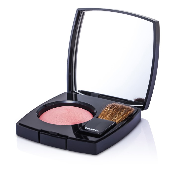 Chanel Chanel powder blush in No. 99 Rose Petale 4g/0.14oz