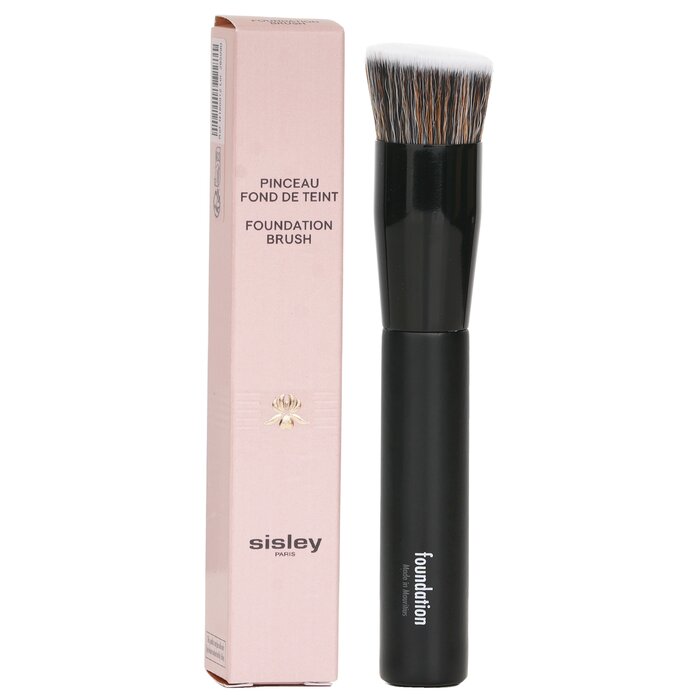 Sisley foundation brush for seamless application and blending