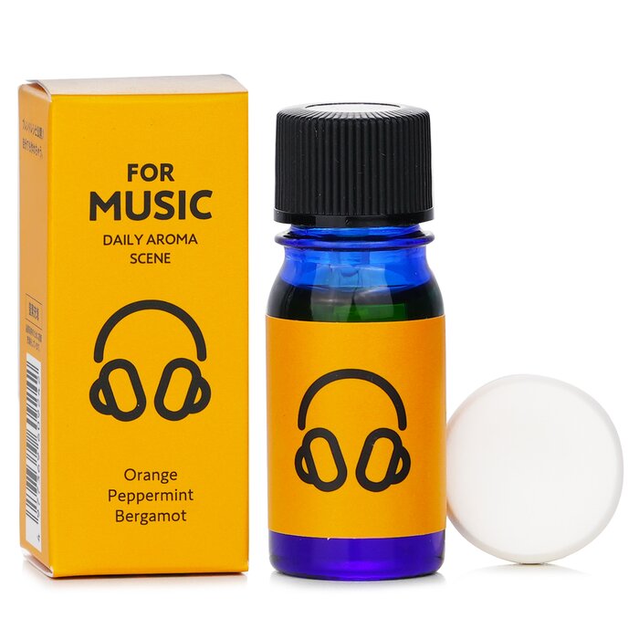 Daily Aroma Japan music aroma blend 5.5ml/0.19oz with orange, peppermint, and bergamot