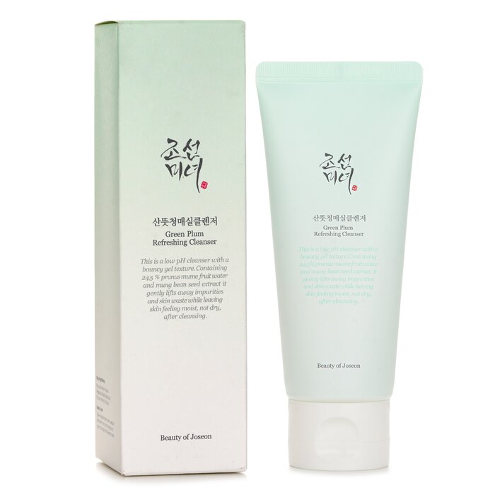 Green Plum Refreshing Cleanser